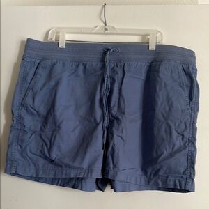 Orvis Blue Shorts Relaxed Fit / NWT